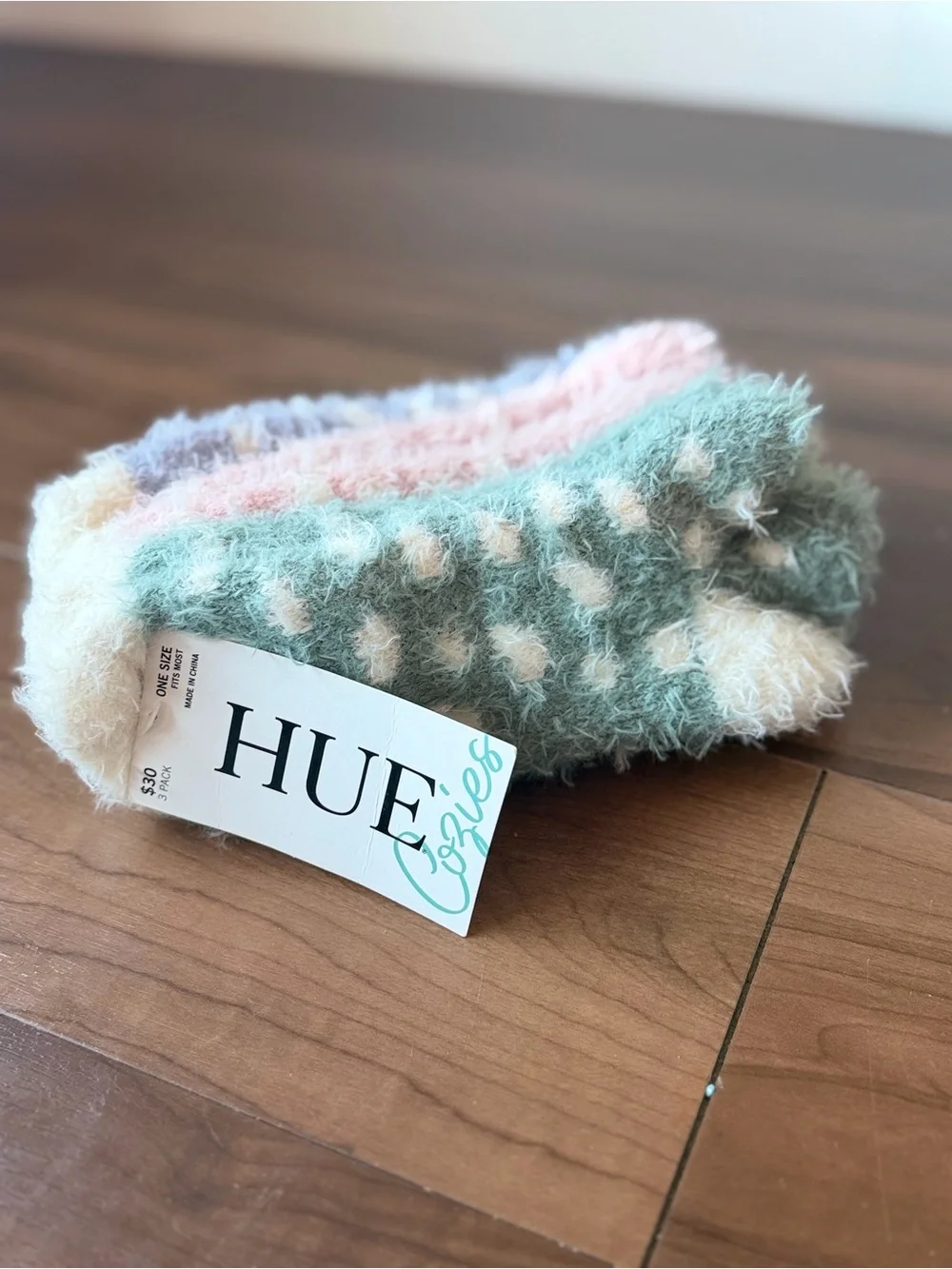 HUE Plush Polka Dot Fuzzy Socks in Mint and Cream